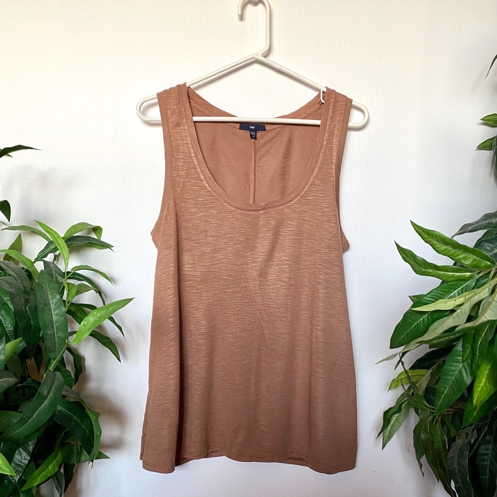 ⭐️FREE IN BUNDLE 2+⭐️ - Brown and Gold Tank